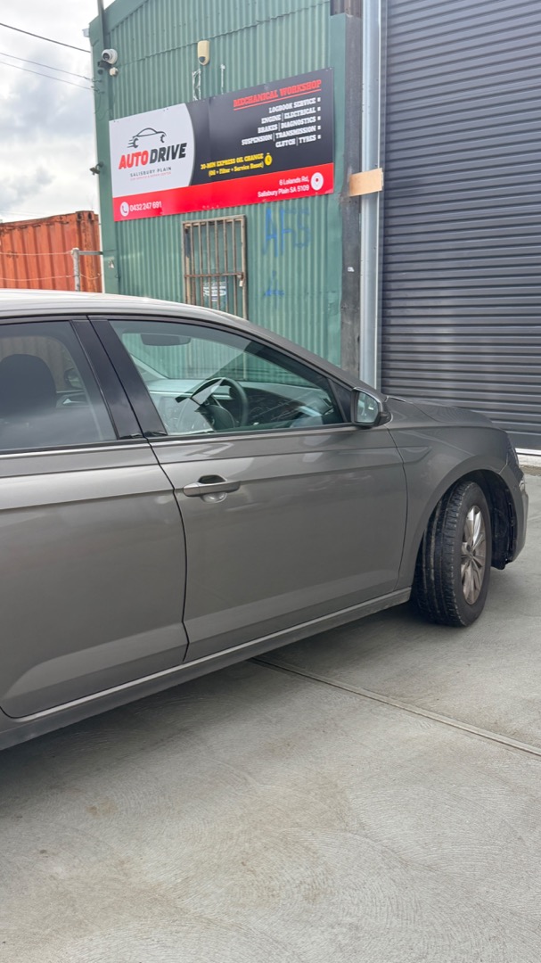 2021 Volkswagen Polo Comfortline — driver side