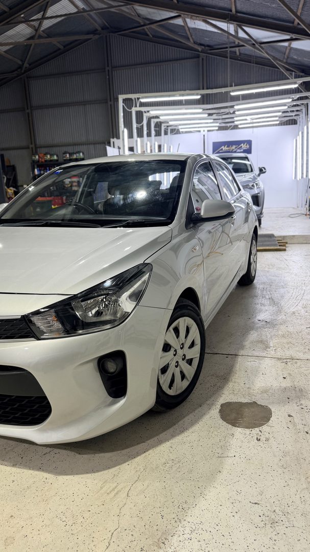 2018 Kia Rio — front, driver side